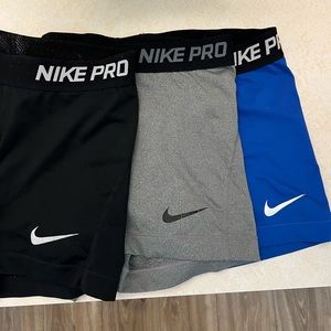 Nike pro spandex. Pack of 3. Size M